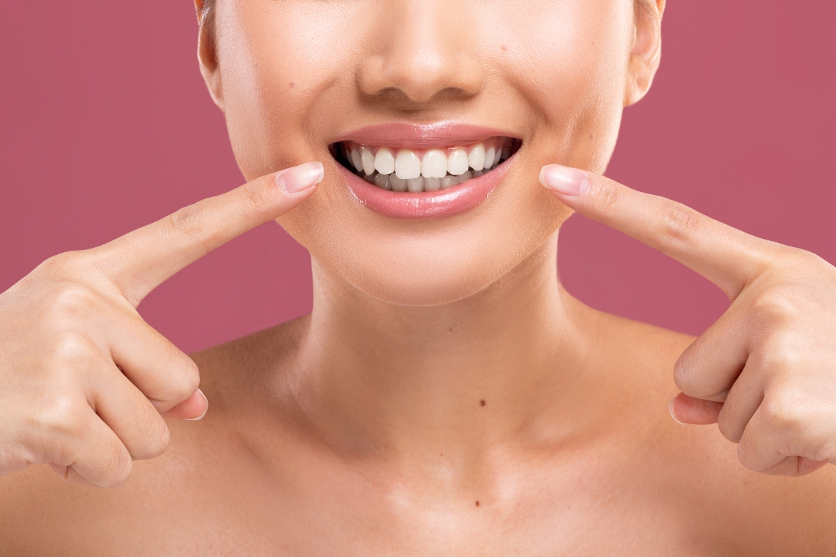 Dentadura perfecta, claves para conseguir la mejor sonrisa - Baquero | Odontología familiar